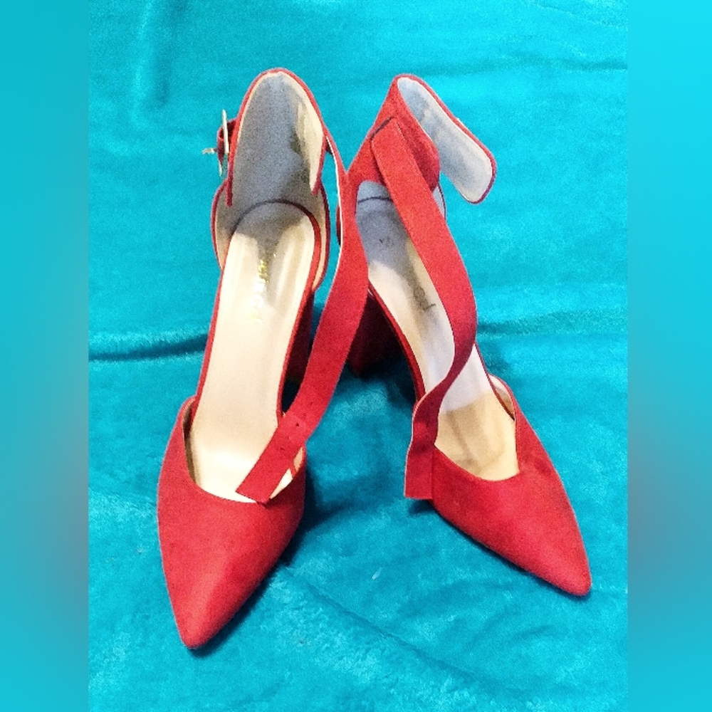 Red Suede pointed toe chunky heels with gold buckle size 10